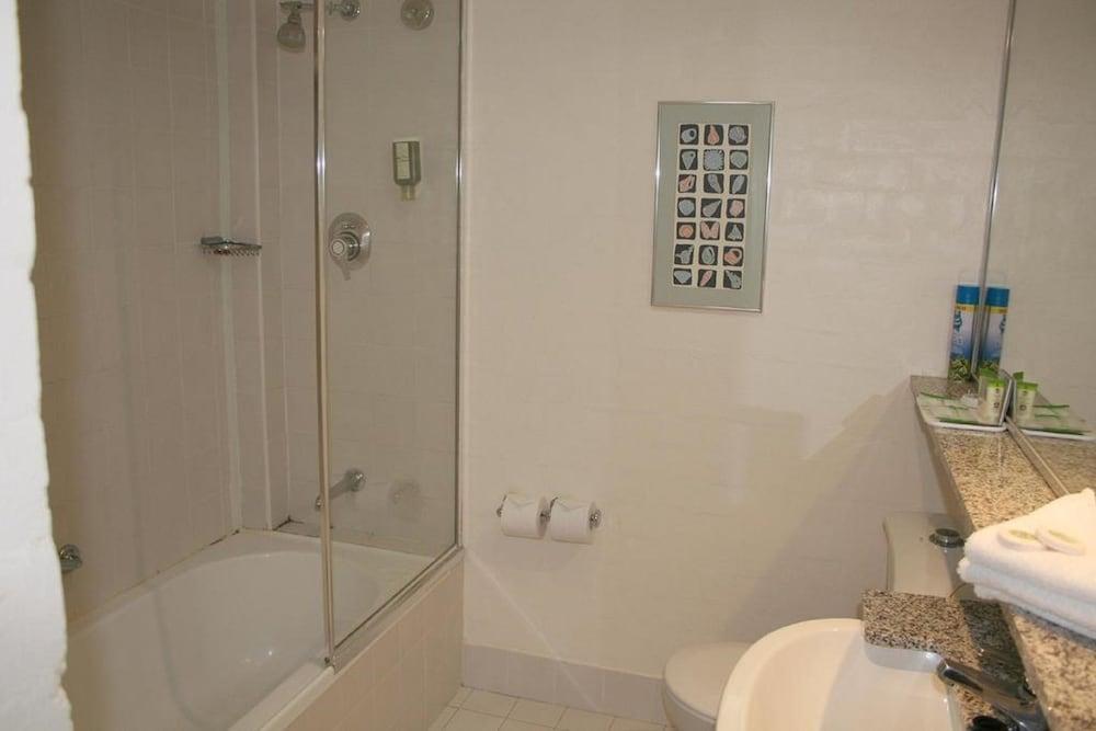 Grand Country Lodge Motel Міттаґонґ Екстер'єр фото