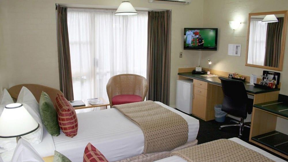 Grand Country Lodge Motel Міттаґонґ Екстер'єр фото