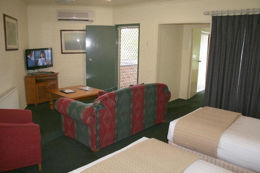 Grand Country Lodge Motel Міттаґонґ Екстер'єр фото