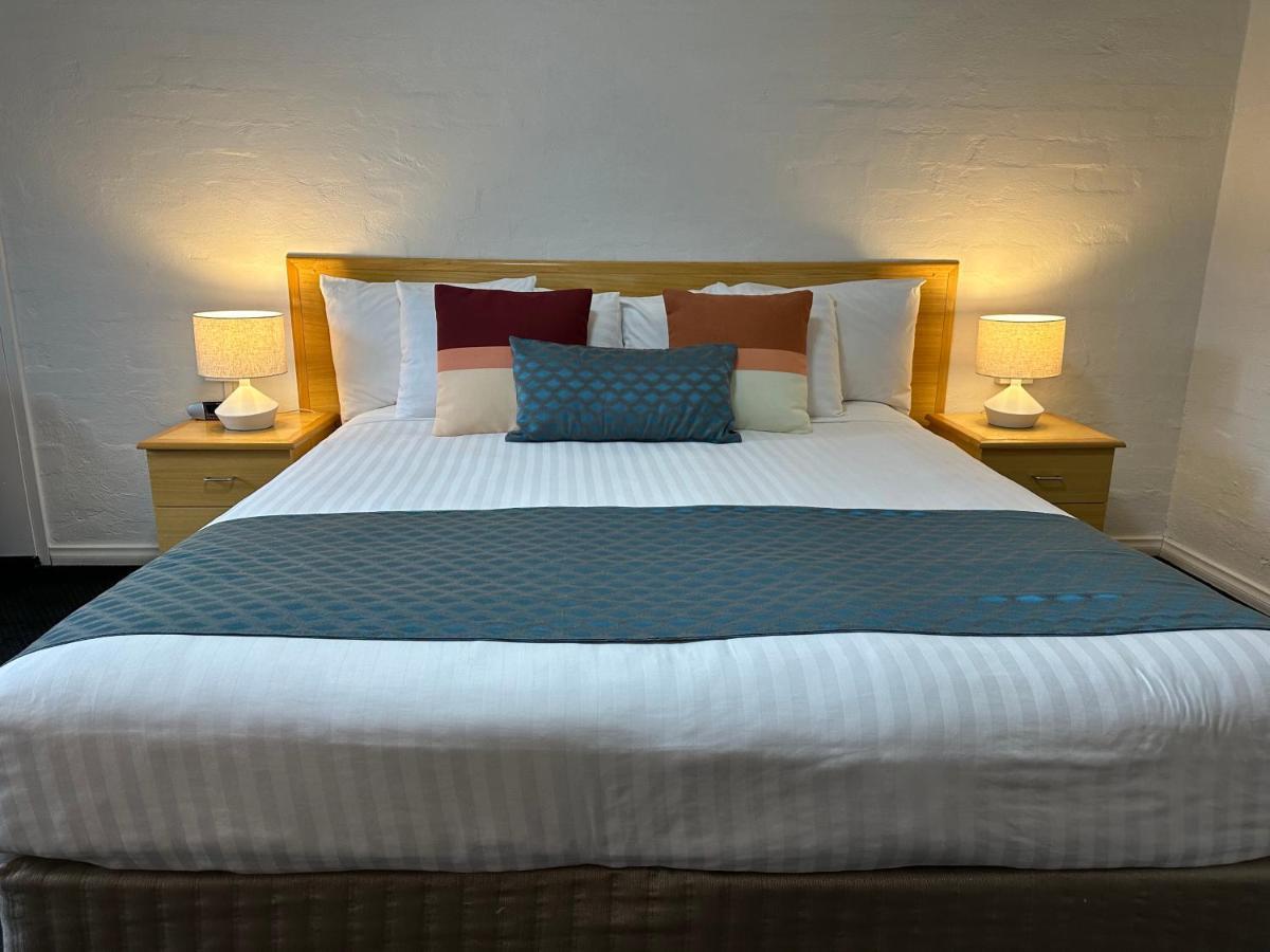 Grand Country Lodge Motel Міттаґонґ Екстер'єр фото