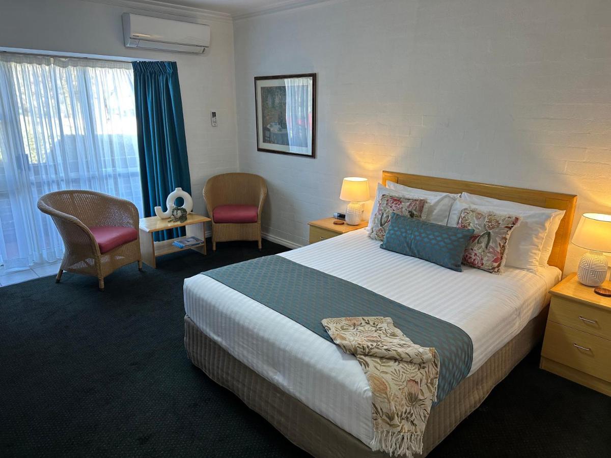 Grand Country Lodge Motel Міттаґонґ Екстер'єр фото