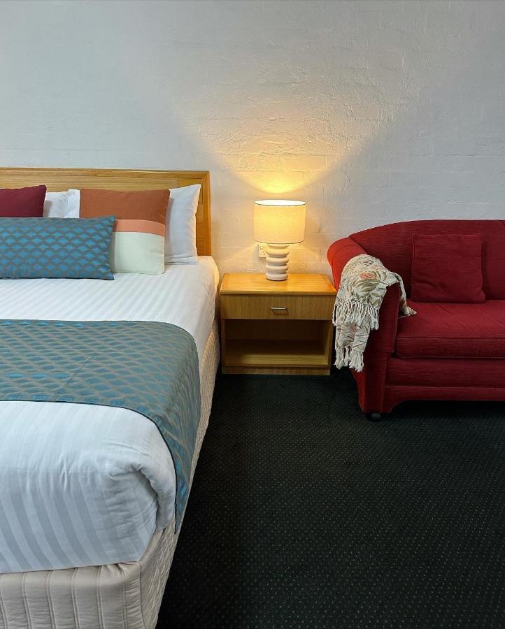 Grand Country Lodge Motel Міттаґонґ Екстер'єр фото